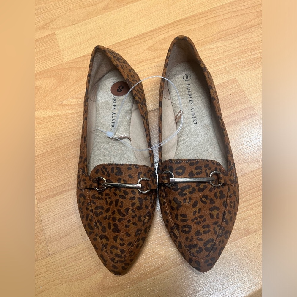 Animal Print Flats *brand new*